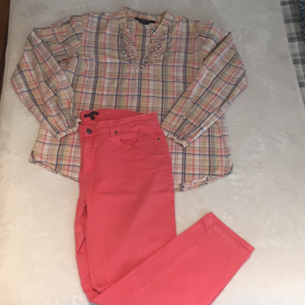 Vineyard Vines Top and Eileen Fisher Croped Jeans
